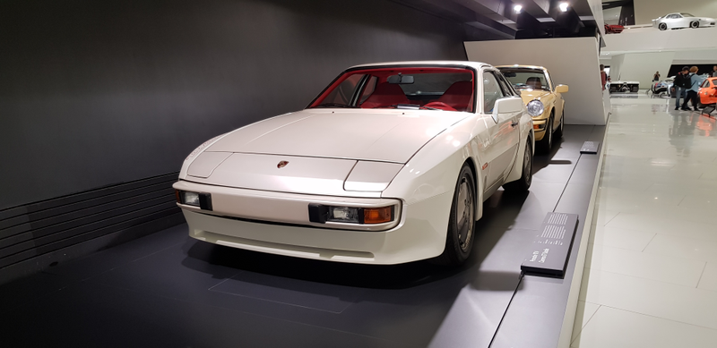 Illustration for article titled Porsche Museum Stuttgart Zuffenhausen photo dump
